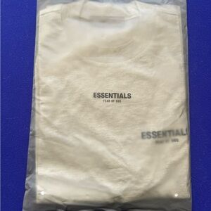 Essentials Fear of God Light Oatmeal Tee (Large)